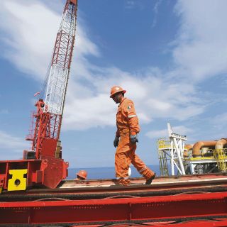 Crecerá producción mundial de petróleo  