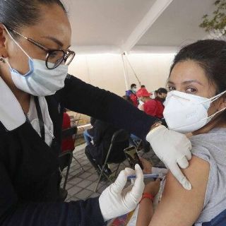 López-Gatell dice que mayoría de hospitalizados por COVID-19  no están vacunados