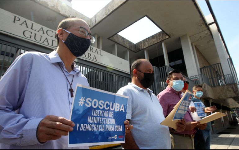 Los manifestantes hicieron un llamado a las autoridades mexicanas para que reaccione y “sea sensible a este tipo de situaciones”. EL INFORMADOR / A. Camacho
