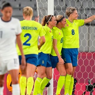 Selección femenina de Suecia corta racha de Estados Unidos
