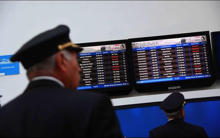 Los planes de vuelo se registran de manera manual vía telefónica, lo que ocasiona las demoras. SUN/ARCHIVO