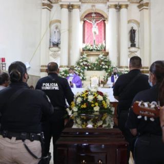 Sentencian sólo a 2 por matar a policías; van 88