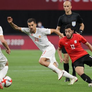 España se atasca ante Egipto y comienza con empate