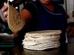 Con un consumo per cápita de 75 kilogramos al año (de siete a 10 diarias), México es el mayor consumidor de tortillas en el mundo. EL INFORMADOR / ARCHIVO