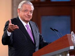 El Presidente López Obrador refiere que se está a 200 mil empleos de llegar a los cerca de 20 millones 500 mil trabajos que había, porque se perdieron un millón 500 mil. EFE