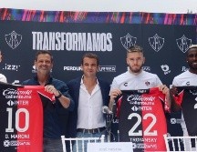 Por su parte, el técnico Diego Cocca se comprometió a trabajar en pro del equipo y agradeció el esfuerzo de la directiva por reforzar al plantel. ESPECIAL / Atlas FC