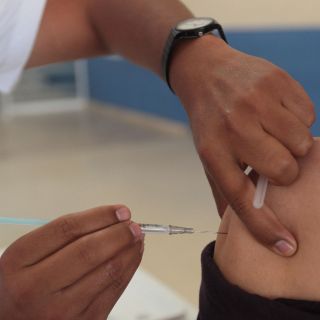 COVID-19: Dos dosis de Sputnik erradican el contagio del virus, señala estudio