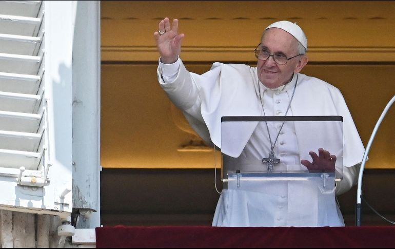 El Papa argentino, de 84 años, fue operado el 4 de julio para extirparle una parte del colon, en una intervención programada y realizada con anestesia general. AFP / ARCHIVO