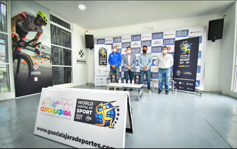 En la conferencia de prensa señalaron que las inscripciones podrán realizarse el 1 de agosto, de 12:00 a 15:00 horas, frente al Teatro Degollado. ESPECIAL /