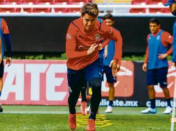 El “Chicote” se perfila para ser titular hoy en el compromiso ante los potosinos. TWITTRER/@chivas