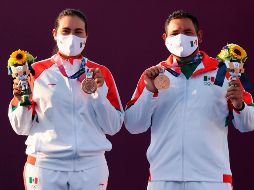 Alejandra Valencia y Luis Álvarez, de tiro con arco, dieron a México este sábado su primera medalla en Tokio 2020. EFE / D. Azubel