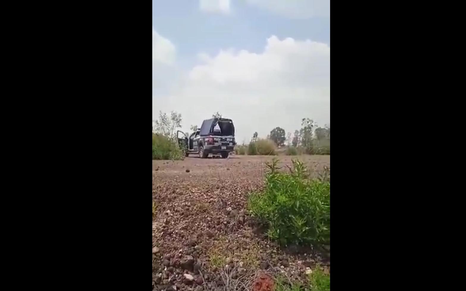 Captan a policías teniendo sexo en patrulla de Ecatepec; son cesados