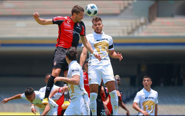 Acción del partido entre Pumas y Atlas en el Estadio de Ciudad Universitaria. IMAGO7 / E. Sánchez