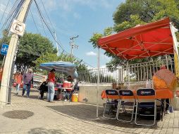 ALTERNATIVA. Ante la reducción de espacios laborales por la pandemia, la personas se emplearon en el comercio informal en todo el país. EL INFORMADOR/ A.CAMACHO