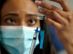 AMLO hizo estas declaraciones ante los rumores de que EU sólo permitirá el ingreso de personas vacunadas con Moderna, Pfizer y Johnson & Johnson. AP / ARCHIVO