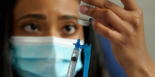 COVID-19: M&eacute;xico buscar&aacute; que EU acepte cualquier vacuna para viajes en la frontera