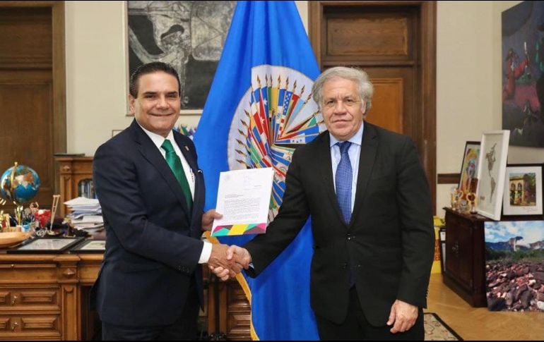 Aureoles Conejo se reunió con Luis Almagro, y le entregó un documento sobre lo que consideró 