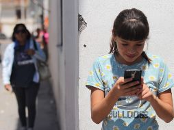 La intención es evitar que los jóvenes contacten con adultos que no conocen o de los que no quieren saber. AFP/ARCHIVO