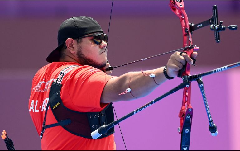 Luis Álvarez dejó ir la ventaja y cayó en cinco sets. AFP/A. Berry