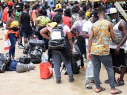 La Defensoría del Pueblo ha calculado que en 2021 al menos 33 mil personas han pasado hacia la frontera con Panamá. AFP/D. Cuello