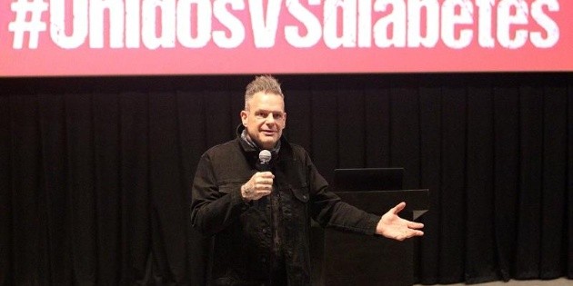 "Vampiro Canadiense" se sube al ring contra la diabetes