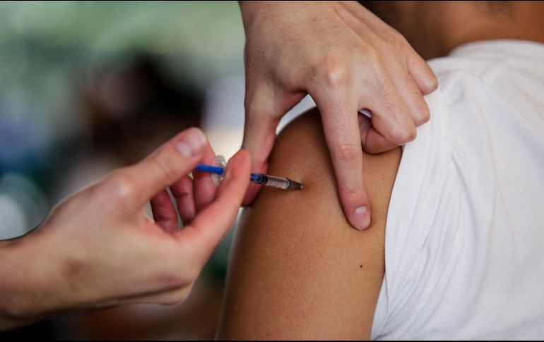 Chihuahua es uno de los estados donde ya comenzó la vacunación para personas de 18 a 29 años. XINHUA/ARCHIVO