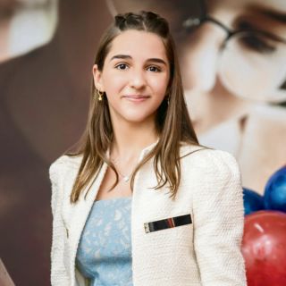 Ana Paula Martínez vive el desafío de ser “fresa” en “Vencer el pasado”