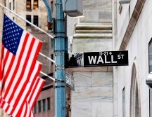 Inversores reaccionan con preocupación por las nuevas restricciones ante la propagación de la variante Delta del coronavirus. EFE/ARCHIVO