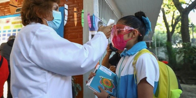Clases presenciales revertir&aacute;n efectos negativos de pandemia en alumnos: SEP