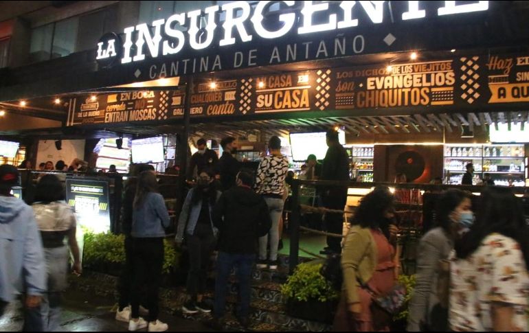 Es notoria la bulla de personas buscando un lugar dónde divertirse. EL INFORMADOR/E. Gómez