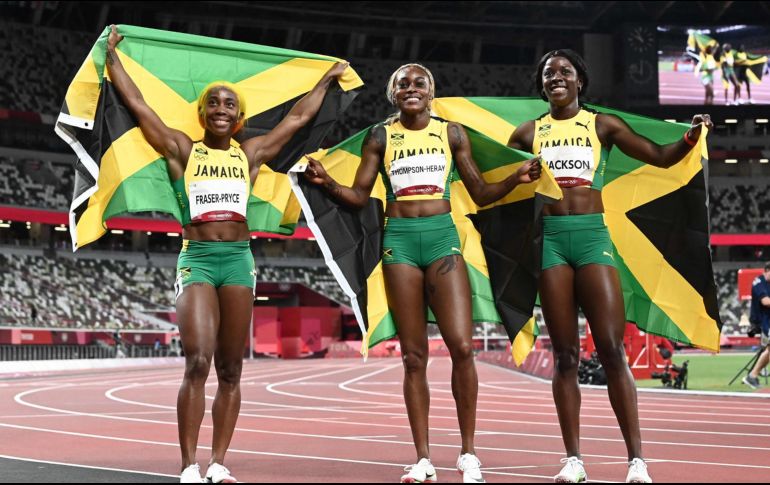 Es la segunda vez en la historia que Jamaica logra un triplete en los 100 metros femeninos en Juegos Olímpicos, esta vez, de la mano de Elaine Thompson-Herah, Shelly-Ann Fraser-Pryce y Shericka Jackson. AFP / J. Samad