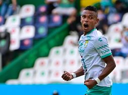 William Tesillo puso adelante a los Esmeraldas y fue la figura del encuentro. IMAGO7