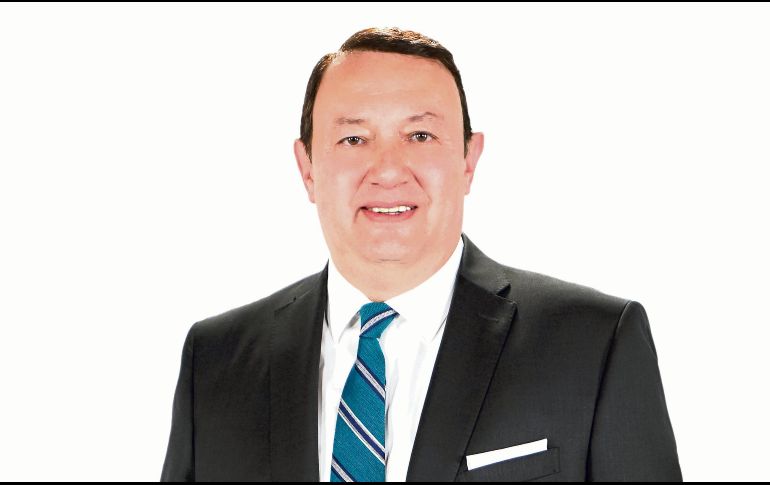 Toño de Valdés. El comentarista participa en “La jugada, Tokio nos une”. ESPECIAL/Televisa