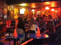 Vigilancia en Guadalajara. Ayer este medio de comunicacion recorrió la zona de Chapultepec. En el interior de los negocios se observó orden. EL INFORMADOR/A. Camacho