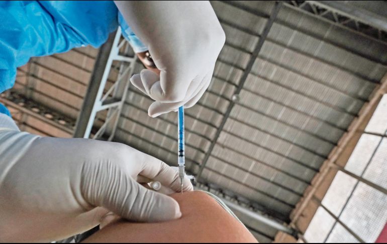 AVANCE. Apenas 53% de la población mexicana tiene una vacuna anticovid. ESPECIAL