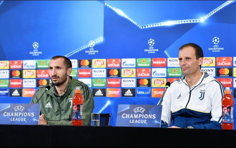 Giorgio Chiellini (izquierda) llegó en 2005 a la Juventus. AP/ARCHIVO