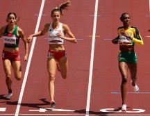 La jalisciense terminó en el tercer lugar, superada por la polaca Natalia Kaczmarek (51.06) y la jamaiquina Stephenie McPherson (50.89). AP/C. Riedel