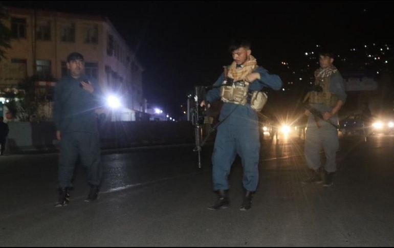 Una explosión tuvo lugar hacia las ocho de la tarde en un barrio residencial en el centro de Kabul, seguida de una serie de tiroteos. EFE/J. Kargar