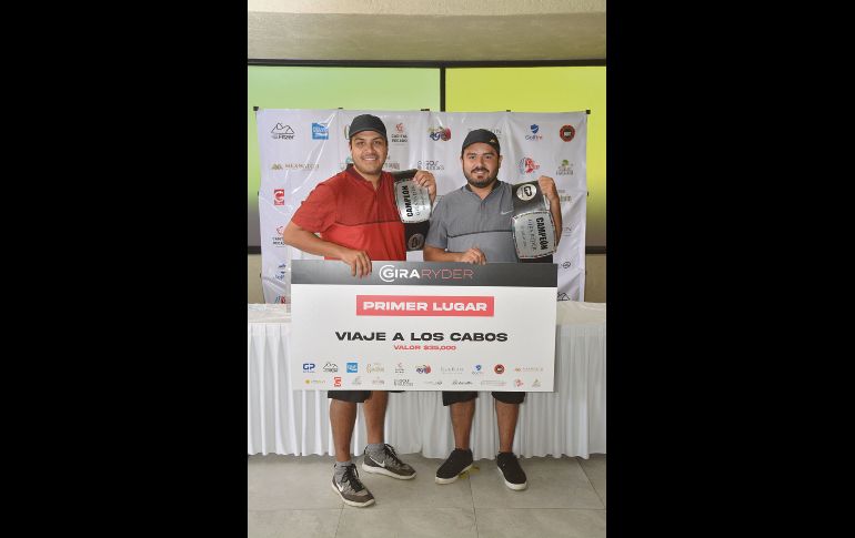 Miguel Peralta y Oscar Huerta (ganadores primer lugar torneo). GENTE BIEN JALISCO/ MARIFER RACHED