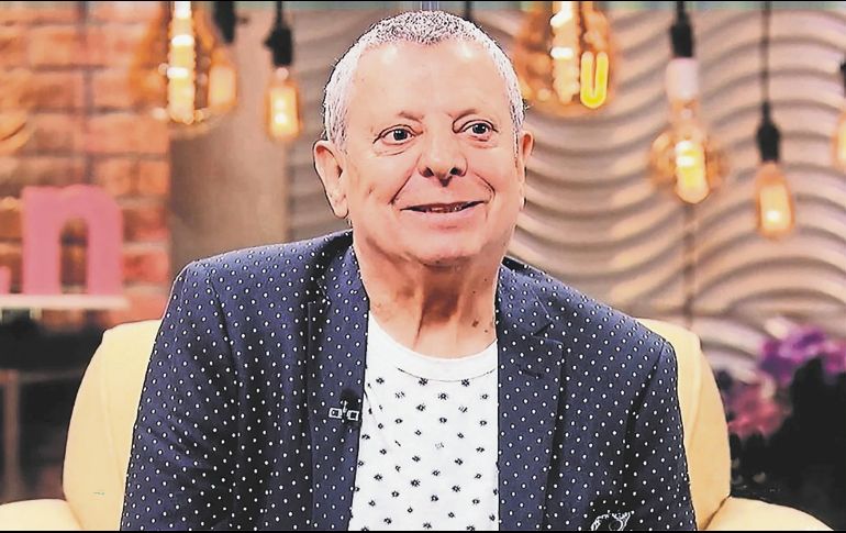 Ocho infartos padecidos le han limitado el movimiento del lado izquierdo del cuerpo del actor, por lo que actúa ayudado de un bastón. SUN / ARCHIVO