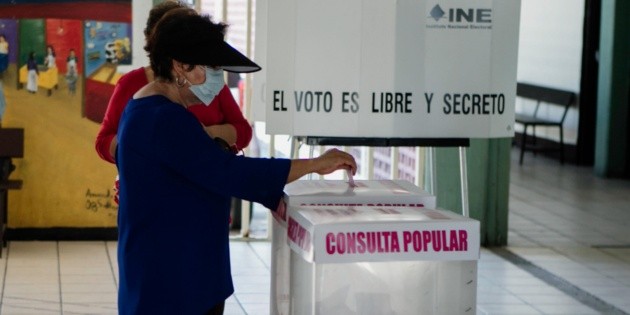 Consulta popular 2021: AMLO minimiza burlas de Fox por resultados