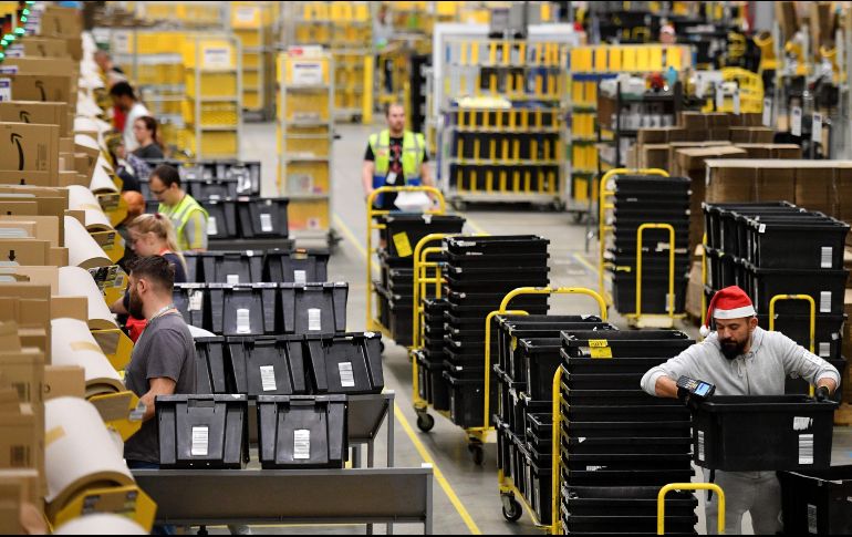 Al igual que otras compañías, Amazon exigirá a sus trabajadores estar vacunados. EFE/ARCHIVO