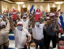 Varios partidarios de la opositora Alianza Ciudadanos por la Libertad (Cxl) durante un evento en Managua. EFE/ARCHIVO