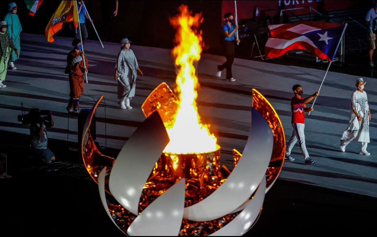 El pebetero olímpico de Tokio 2020 se ha apagado luego de 17 días. EFE / K. Forsterling