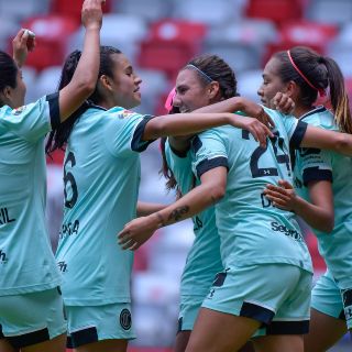 Jugadora de San Luis recuerda gestos de amabilidad de Andrés Guardado