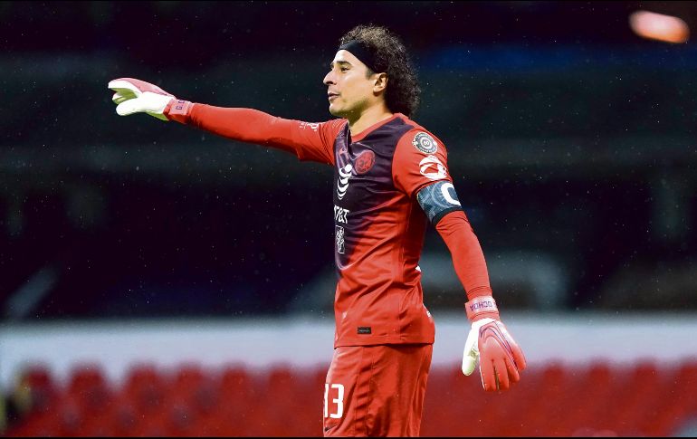 Regresa. Con un bronce colgado, Memo Ochoa reaparecerá el jueves con las Águilas. Imago7