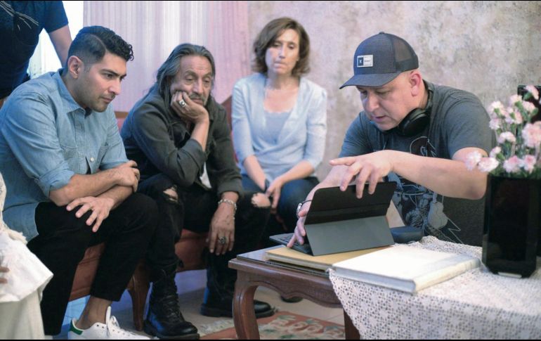 Ianis Guerrero. El actor posa acompañado de la actriz, Carmen Beato. Cortesía