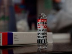 El lunes, las autoridades sanitarias de San Petersburgo ampliaron la lista de personas sujetas a la vacunación obligatoria para incluir a los mayores de 60 años y a los enfermos crónicos, así como a los trabajadores del transporte. EFE / ARCHIVO