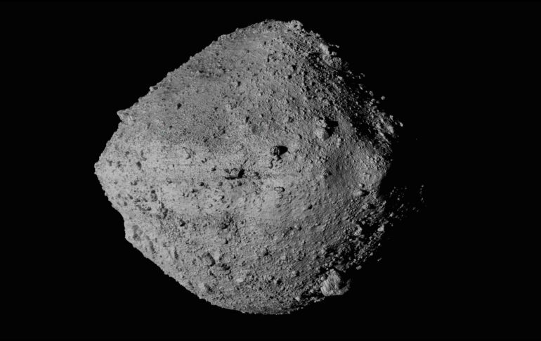 Antes de que Osiris-Rex llegara a Bennu en 2018, los telescopios proporcionaron un vistazo sólido del asteroide, cuyo diámetro mide aproximadamente medio kilómetro. AP