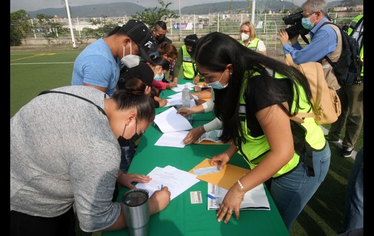 Celebran que los apoyos se hayan entregado en 